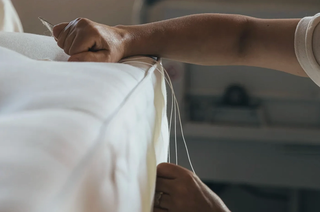 Couture artisanale du matelas fait main - manufacture Lit National
